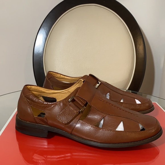 LA Milano Italy collection men’s shoes like new in good condition. - Picture 8 of 9
